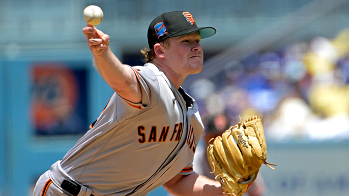 SF Giants sweep 3 games at Dodger Stadium, complete perfect road trip