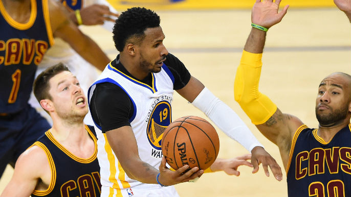 The Warriors are hiring Leandro Barbosa and Shaun Livingston