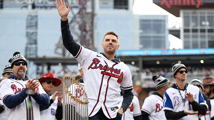 Freddie Freeman injury update: Braves first baseman has elbow surgery